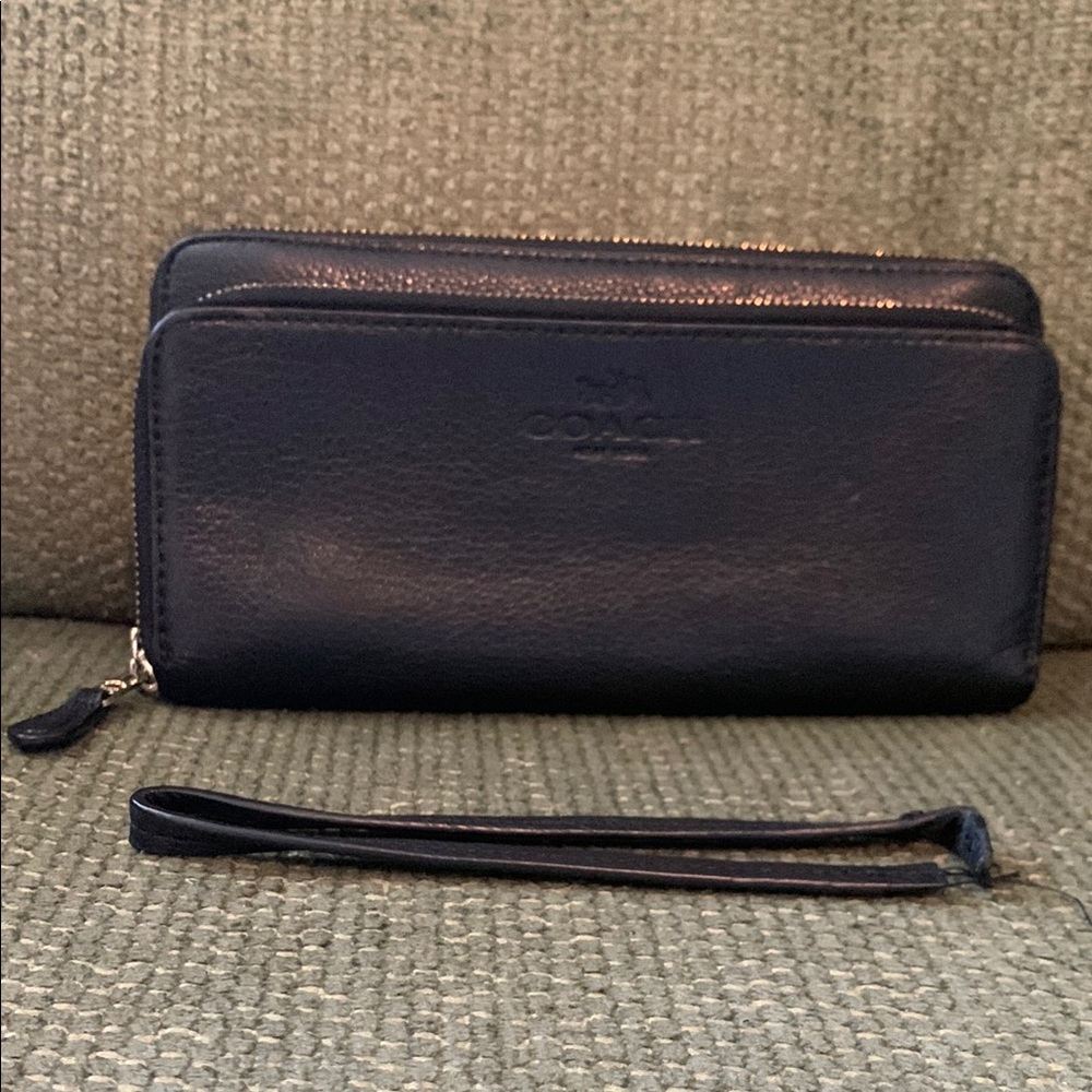 Coach Black Leather Wristlet Wallet
